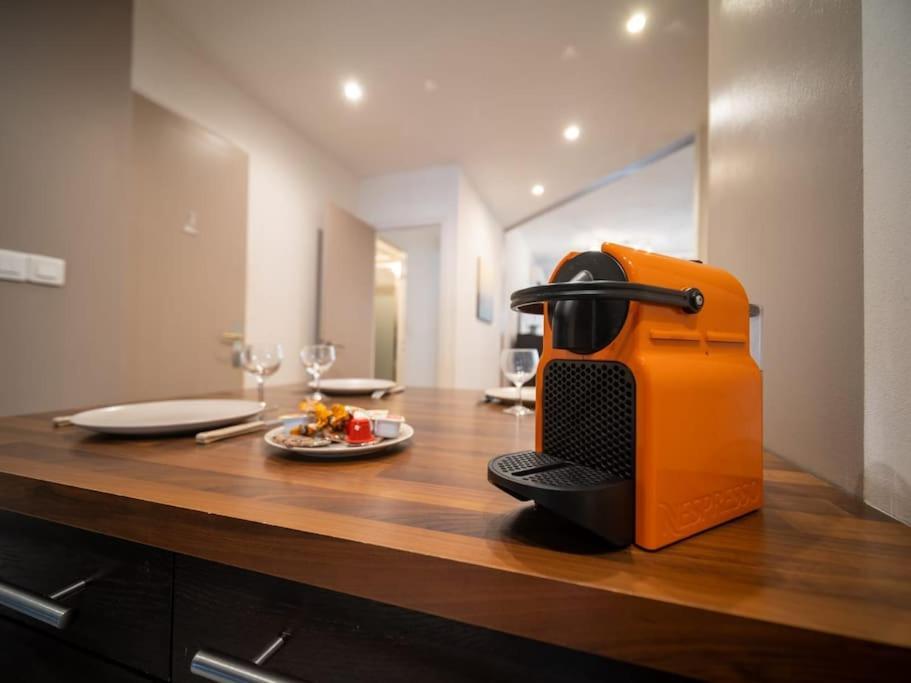 Appartement Climatise Tout Equipe A Cote Du Stade Velodrome Marseilles Buitenkant foto