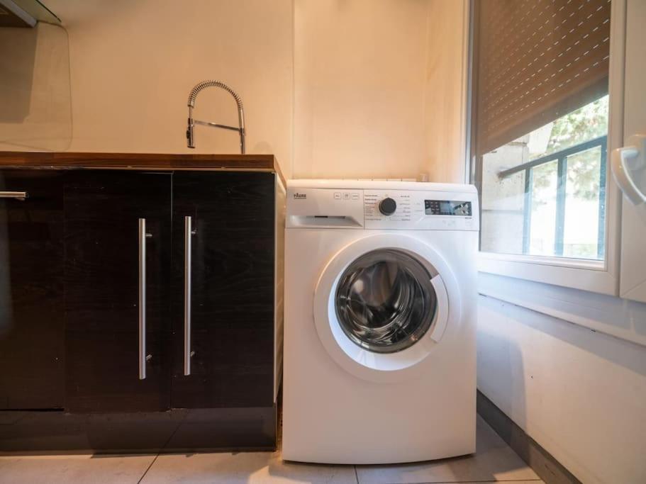 Appartement Climatise Tout Equipe A Cote Du Stade Velodrome Marseilles Buitenkant foto